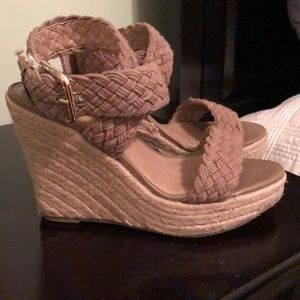 Jessica Simpson wedges